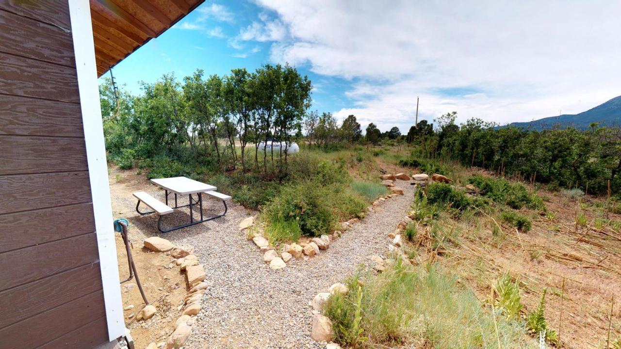 Ranch Mountain Cabin, Stunning! Campfire, Hiking مونتيسلو المظهر الخارجي الصورة